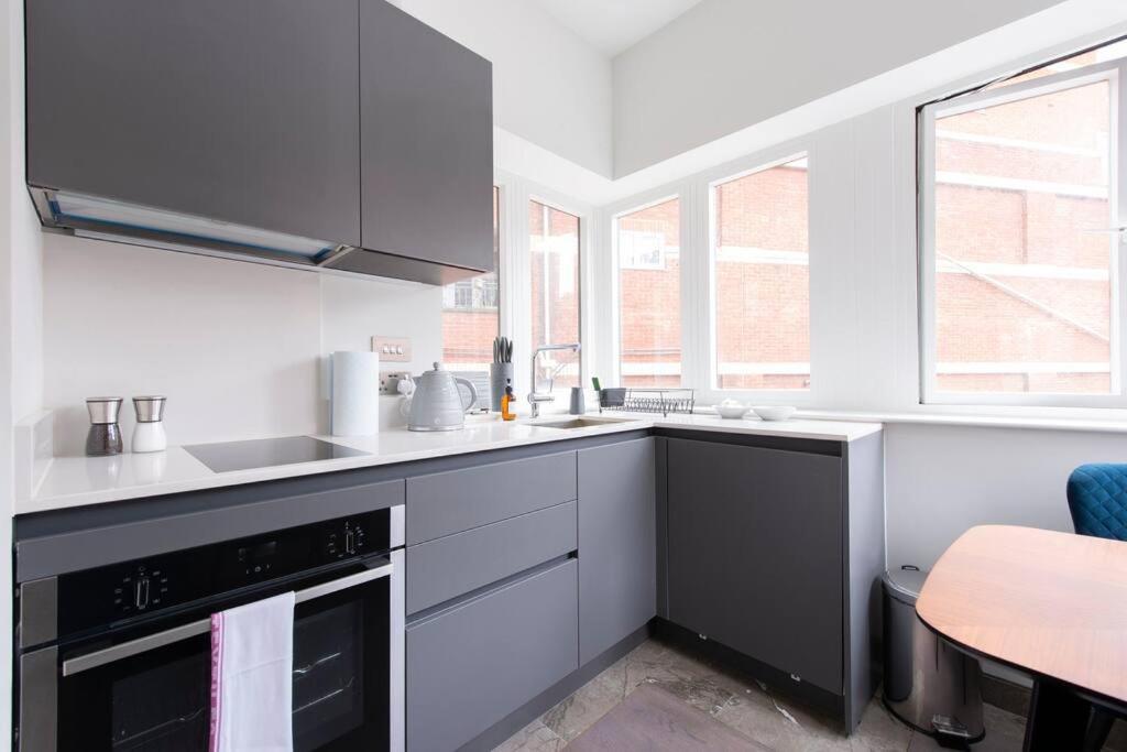 City Life Bliss Central Studio In Reading Chrl F3 Εξωτερικό φωτογραφία